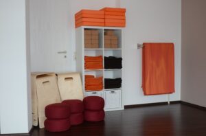 1fach Yoga | 1fach Gesund - Studio in 64572 Büttelborn - Übungsraum Utensilien